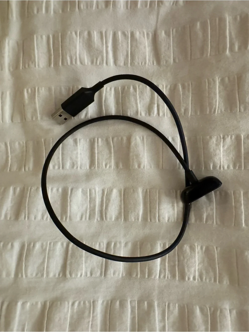 Fitbit Luxe Fitness Tracker with 5 bands and charger